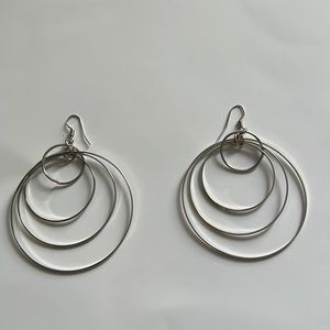 Earrings sets